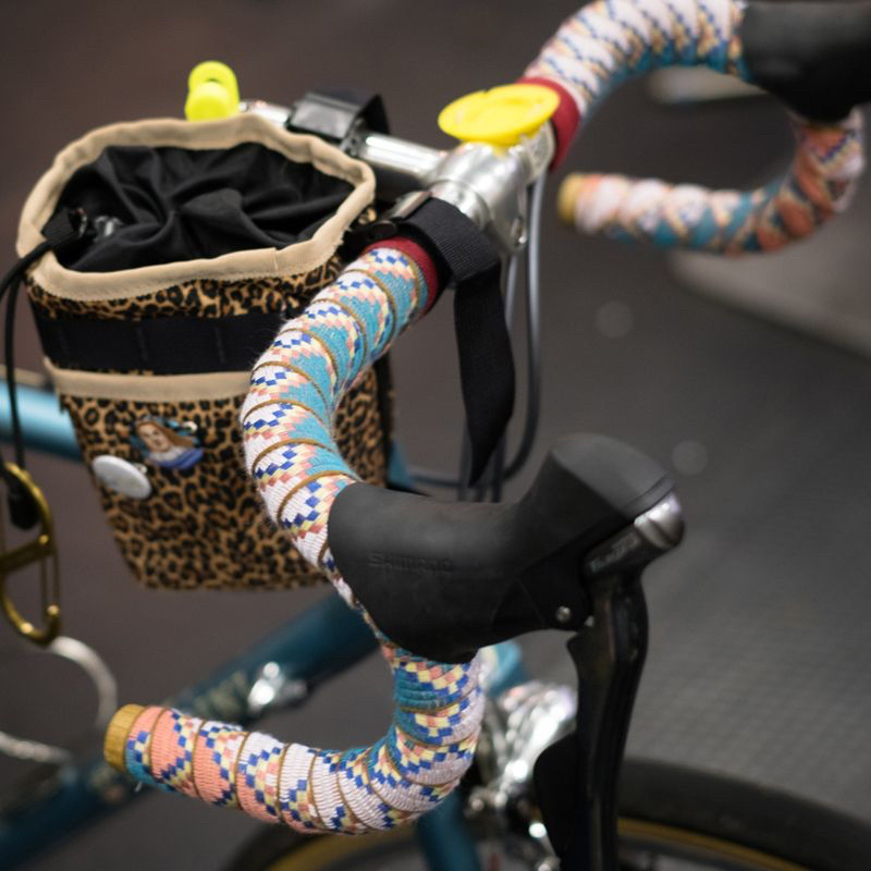شريط لف مقود الدراجة الهوائية  - مراجعة Bike Handlebar Tape وسعره